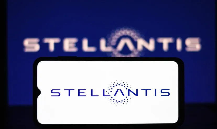 Previsioni Azioni Stellantis | FaSTLAne 2030 e Dazi