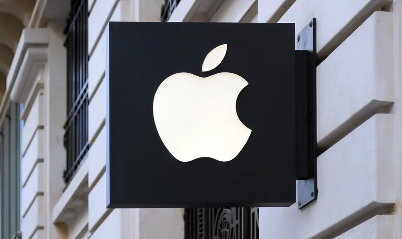 Apple stock forecast: Will the share price rise again? The Apple Macintosh symbol over the entrance of Apple store Apple stock forecast: Will the share price rise again? The Apple Macintosh symbol over the entrance of Apple store