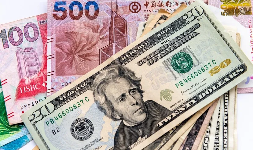 What currencies are pegged to USD