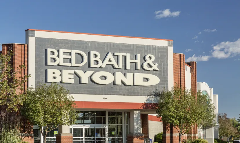 Front of Bed Bath & Beyond store