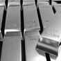 التداول على الفضة في ظل تراجع الأسعار بنسبة 35%