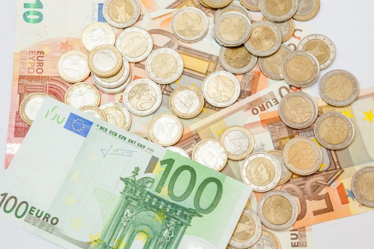 The euro edged off eight-week lows on Thursday and continued to rise by 0.4% overall Euro
