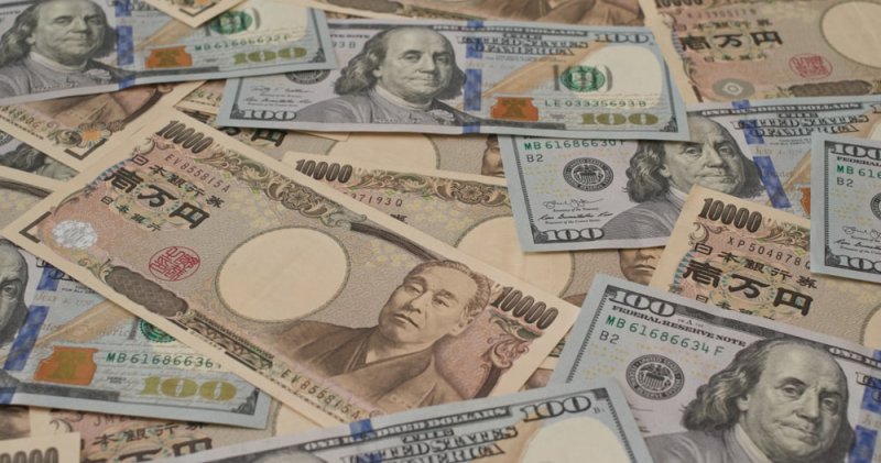US Dollar and Japanese Yen Forex Pair